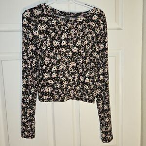 Wild Fable Multicolor Floral Long Sleeve Cropped Tee